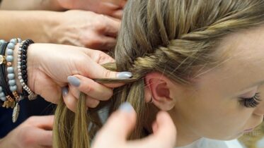 Eliza fryzury w salonie