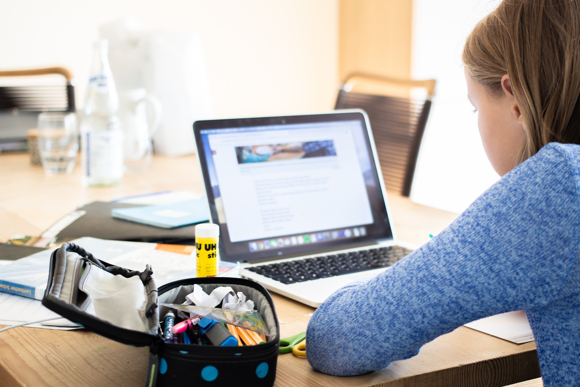 E-learning jako uzupełnienie tradycyjnej nauki